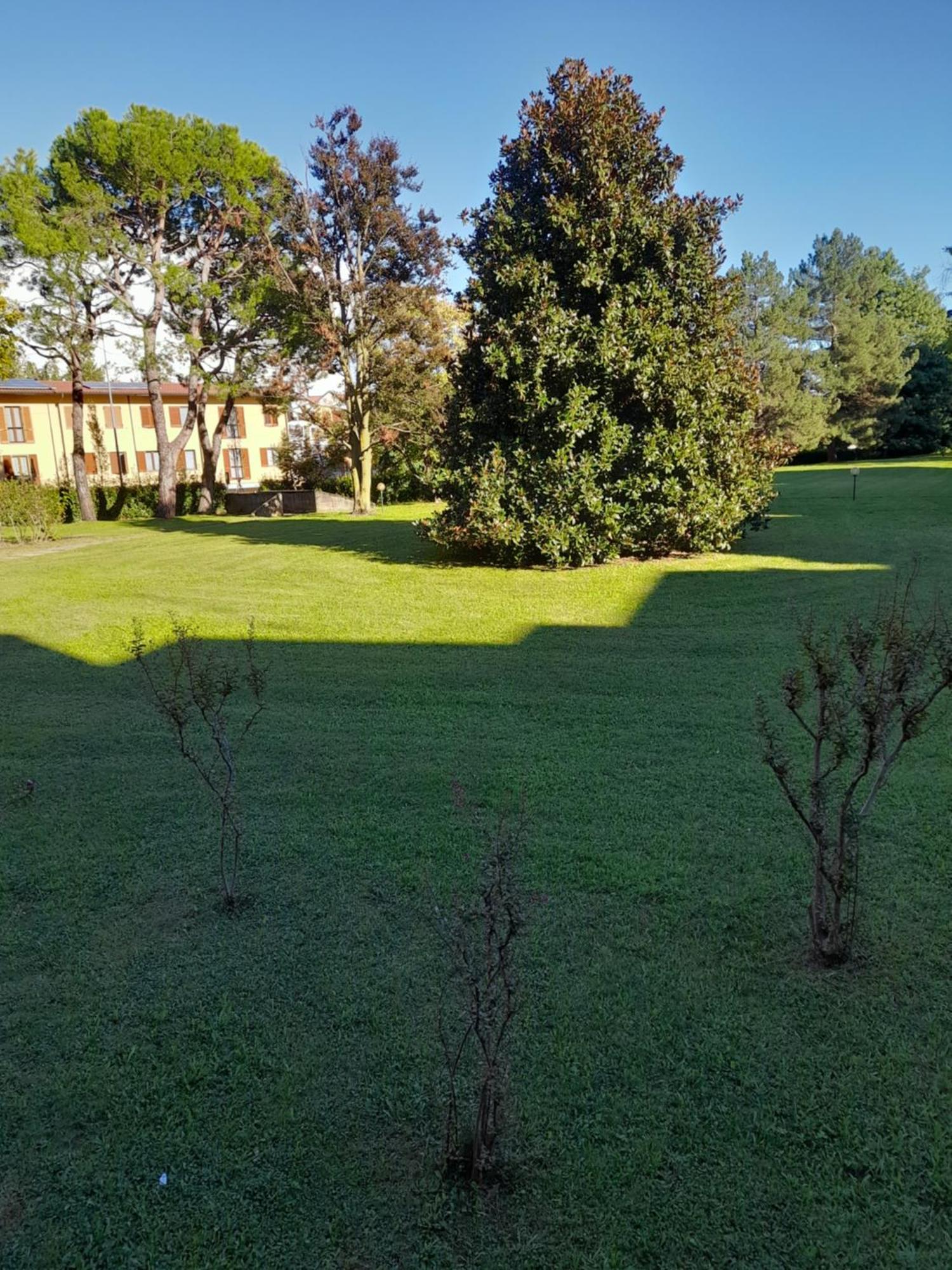 Host&Home Carnate Exterior foto